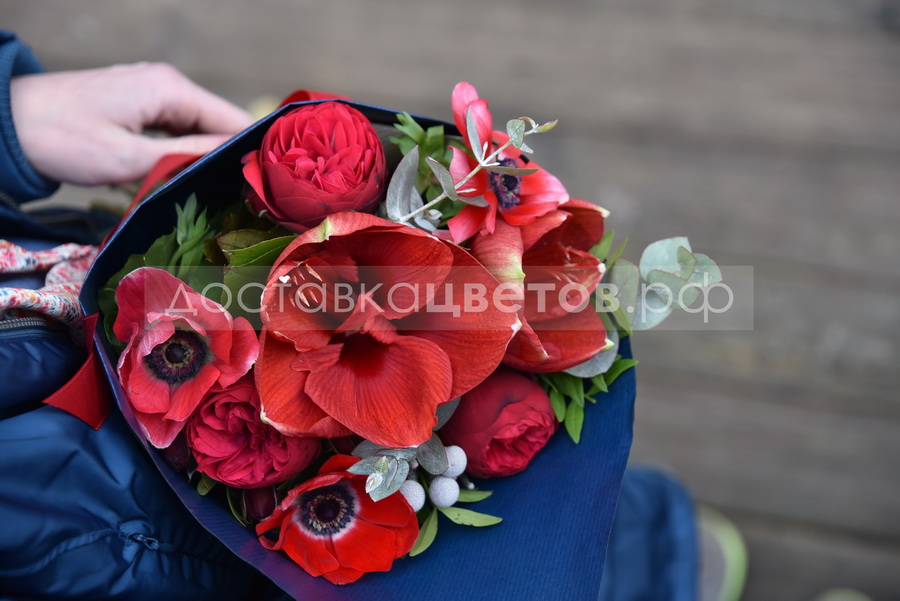 Букет Легенда с камнем