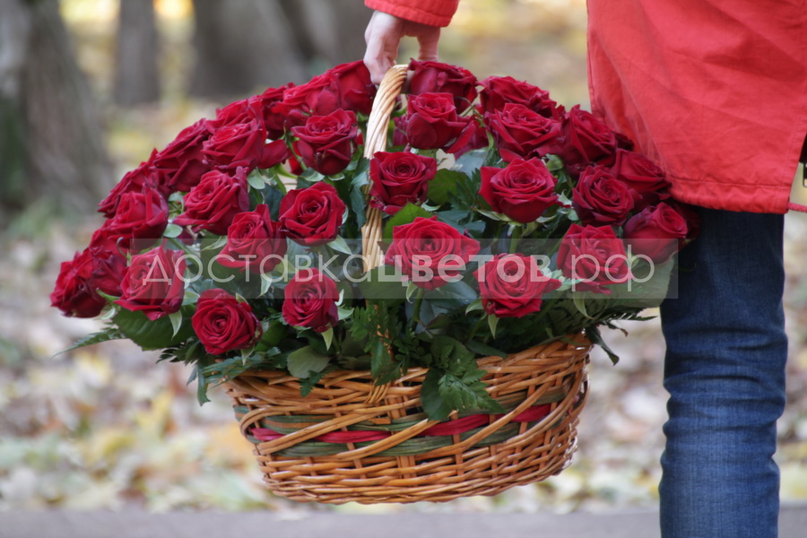 Корзина из роз Седьмое небо