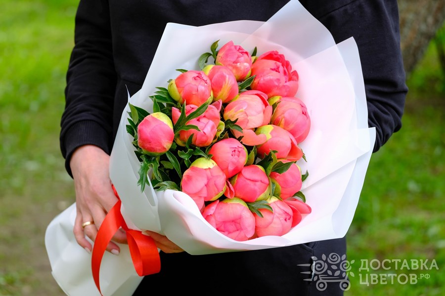 Букет Коралловые пионы
