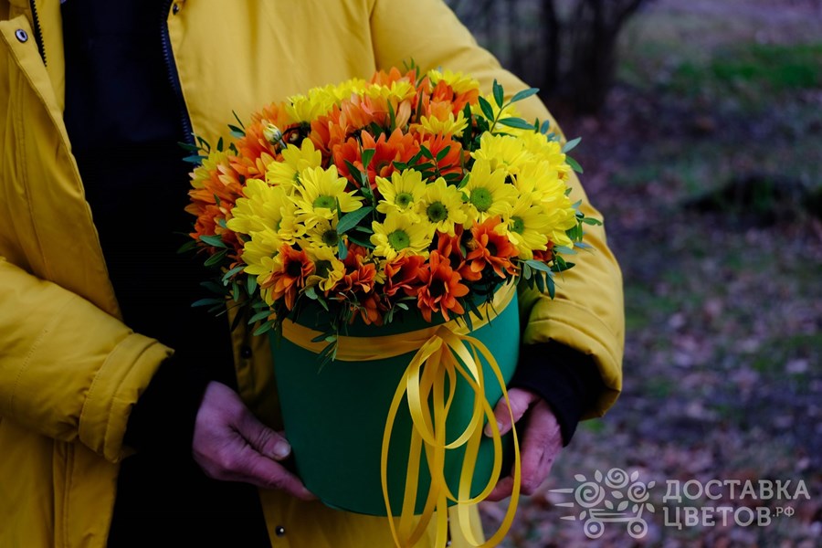 Цветы в коробке Олимпия