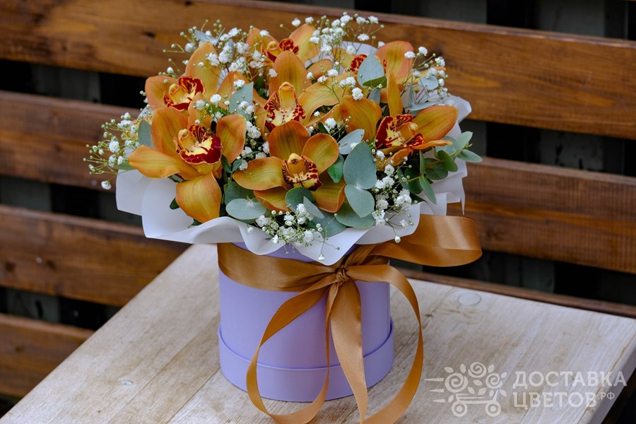 Цветы в коробке Сувенир