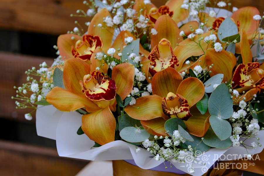 Цветы в коробке Сувенир