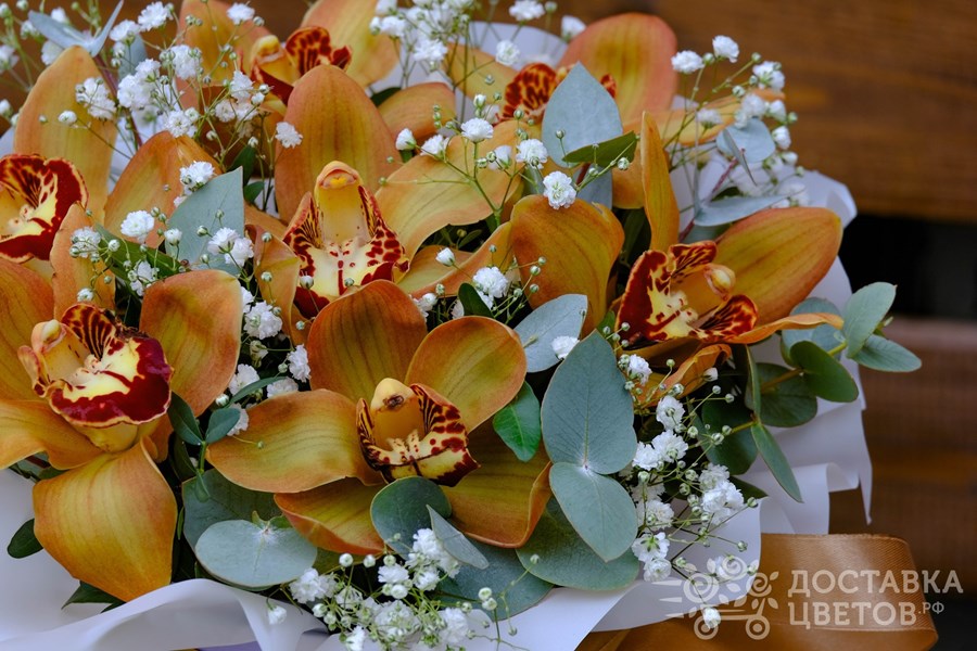 Цветы в коробке Сувенир