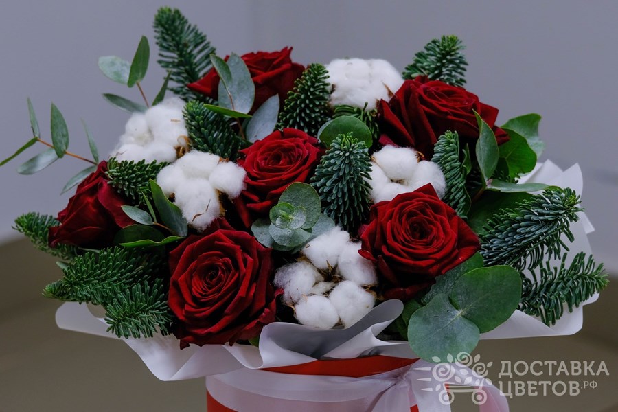 Цветы в коробке Новогодний огонёк