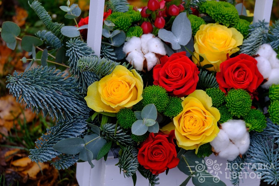 Цветы в ящике Яркая гирлянда