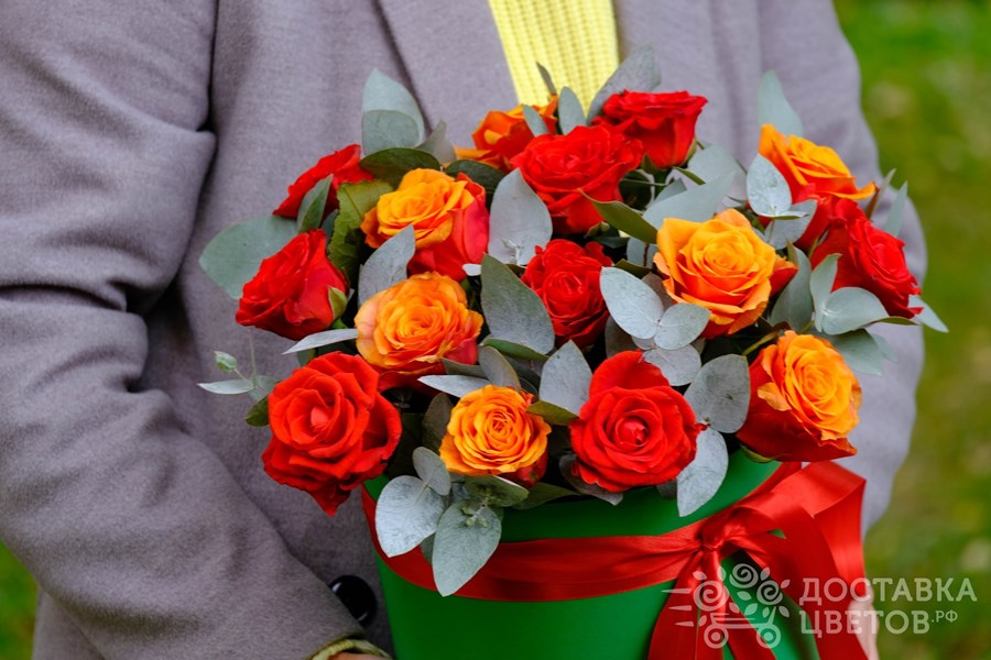 Цветы в коробке Яркий акцент