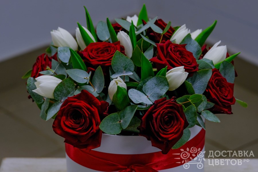 Цветы в коробке Прикосновение природы