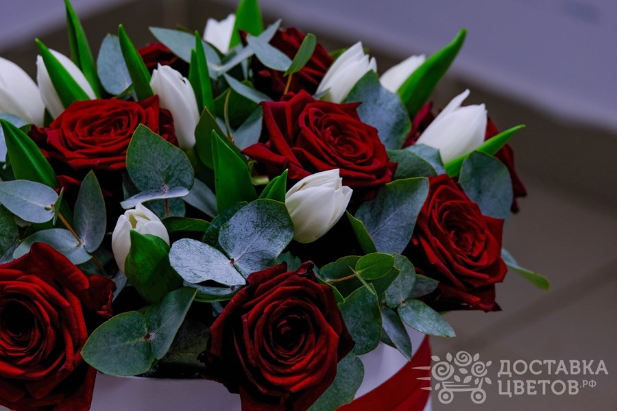 Цветы в коробке Прикосновение природы