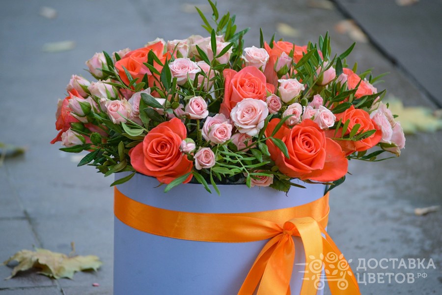 Цветы в коробке На прогулке