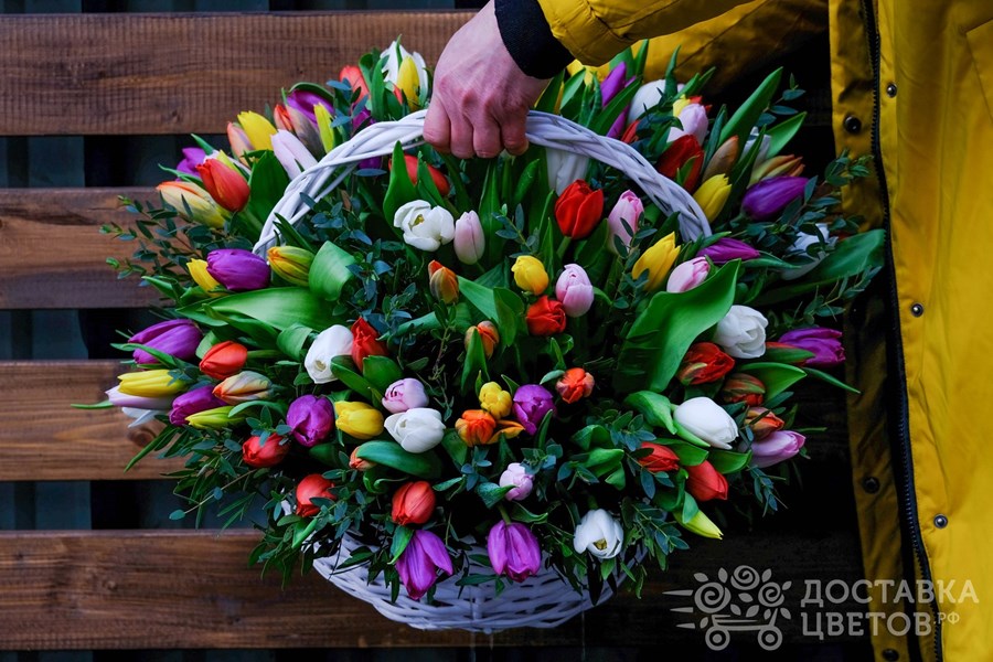 Корзина цветов Весенняя капель