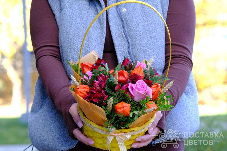 Корзина цветов Пряная поляна