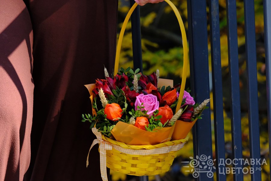 Корзина цветов Пряная поляна
